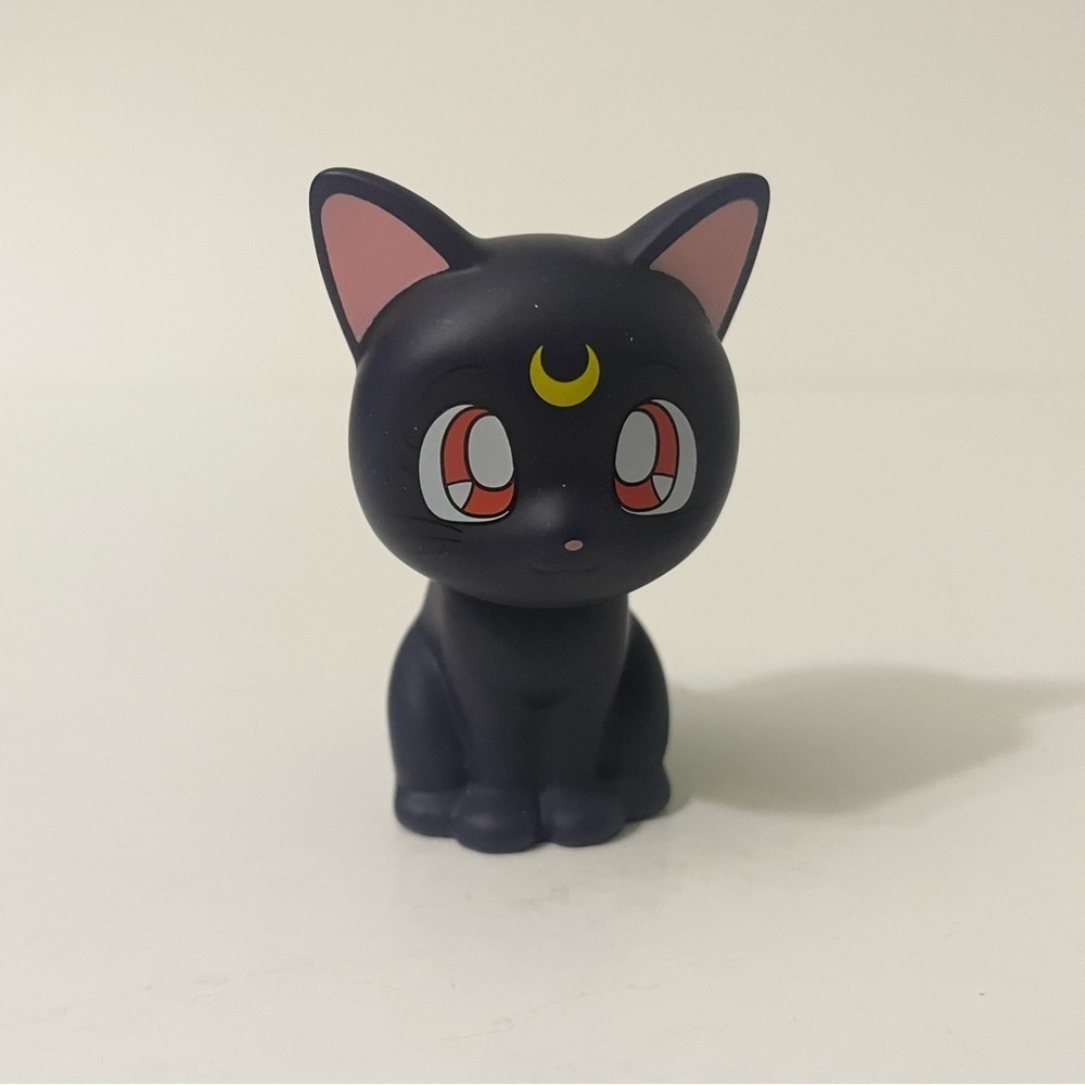 Sailor Moon Mini Luna Figure Guardian Cat 2.5” Tall